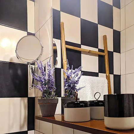 Nona's House Apartmán *