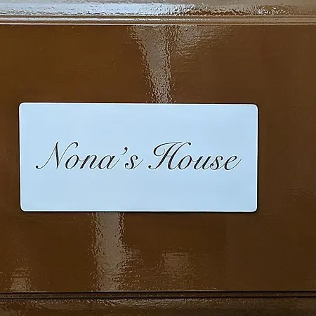 Daire Nona's House *