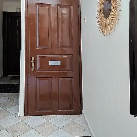 Nona's House Апартаменты *